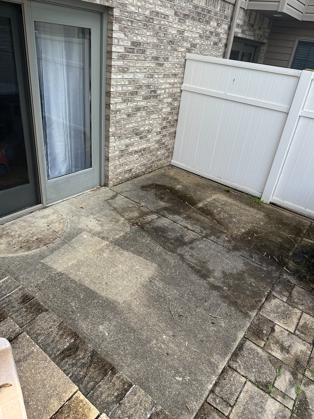 ☀️ Patio season is here—dont let a dirty patio take away from your outdoor space.
