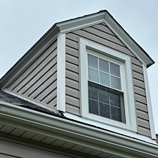 -Your-homes-siding-takes-a-beating-from-the-weather-year-after-year 4
